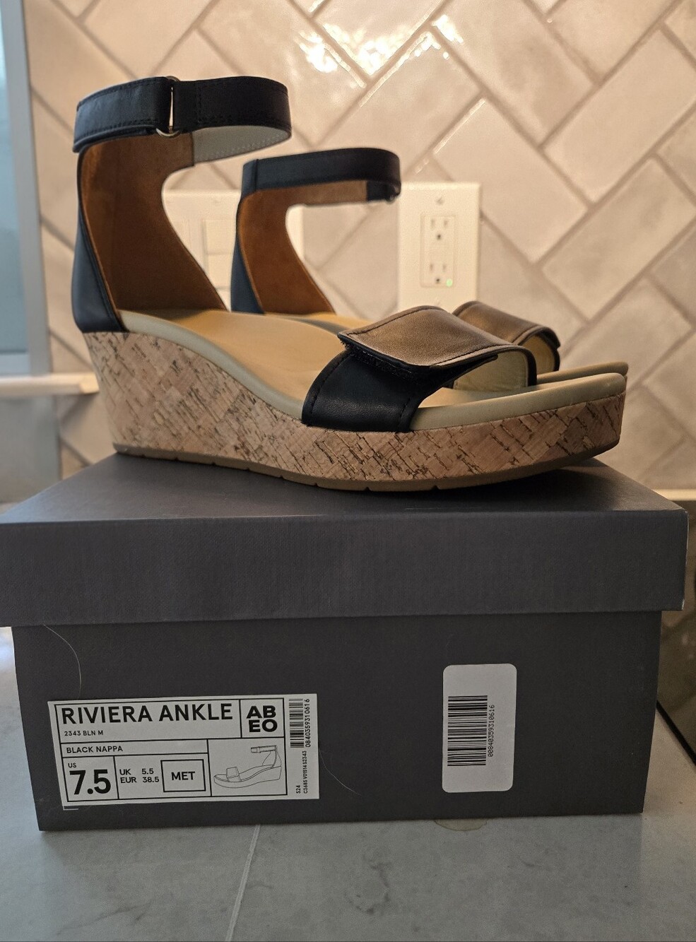 Abeo Riviera Sandal - Picture 2 of 7